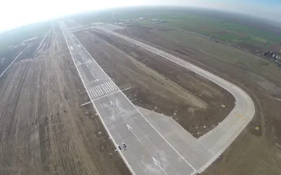 Aeroportul Oradea | S-a semnat contractul pentru prelungirea pistei