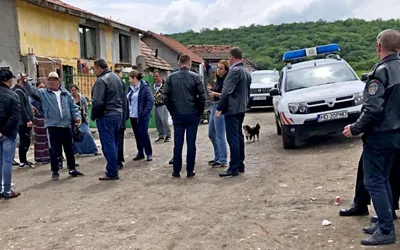 Reprezentanți din 6 instituții ale statului au evaluat situația comunităților rome din Deva
