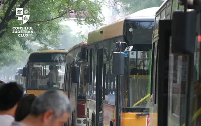 116 trasee de transport persoane în județul Cluj, scoase la licitație