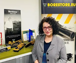 Cum se pot reduce semnificativ costurile pentru întreținerea spațiilor verzi și managementul deșeurilor cu utilajele multifuncționale Vermeer