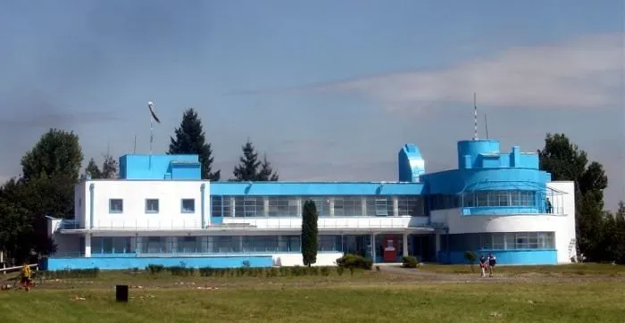 Încep lucrări de reabilitare la Aerodromul Cioca