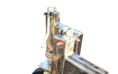 SISTEM REGLARE INALTIME, FARA TREPTE CU ROTI INDUSTRIALE DE SUSTINERE