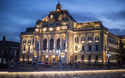 Clădirea Primăriei va fi iluminată sâmbătă seara în portocaliu