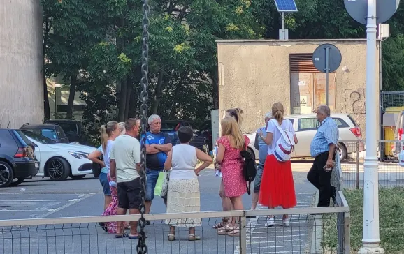 Au început consultările publice pentru reamenajarea a 11 locuri  de joacă