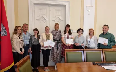 Câștigătorii concursului „10 cu felicitări pentru colectarea  separată” au fost premiați