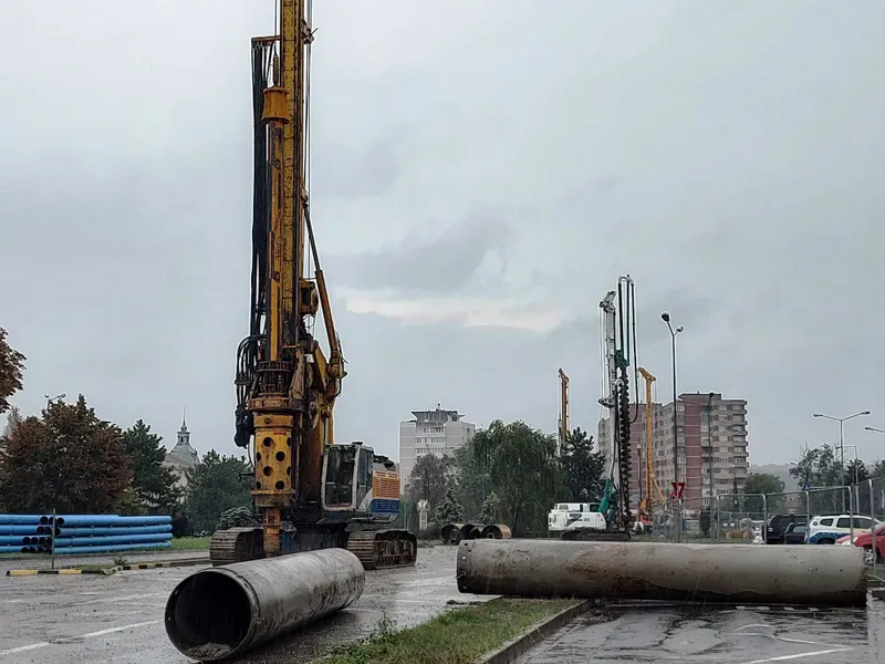 De azi, intră în lucru a patra foreză la pasajele subterane din  Piaţa Gojdu