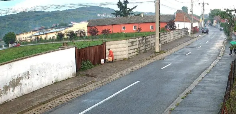 Amenzi pentru cei surprinși de camerele mobile în timp ce depozitau sau abandonau deșeuri pe domeniul public