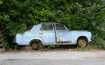 Maşinile abandonate, ridicate de pe raza Sectorului 3