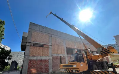 Au început lucrările la sălile de sport de la Școala nr. 112