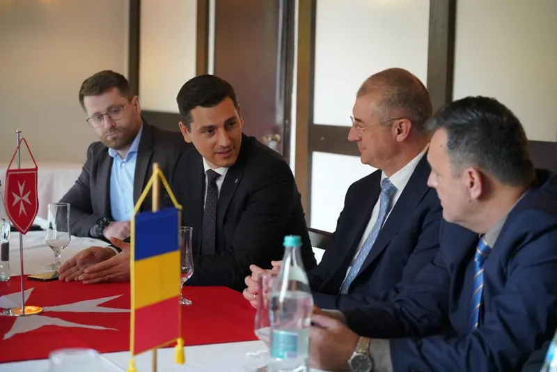 Ambasadorul României în Ucraina, Alexandru Victor Micula, a făcut o vizită oficială în județul Maramureș