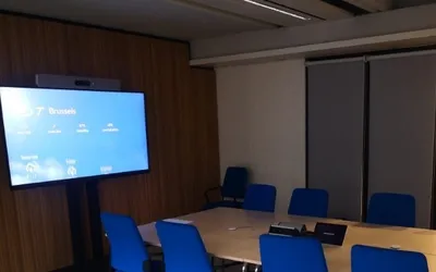 Sisteme de videoconferinta de la birouri individuale pana la sali de conferinte.
