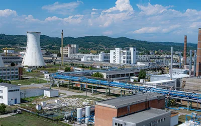 Combinatele Chimcomplex produc în România dezinfectanți  recomandați de Organizația Mondială a Sănătății în lupta împotriva COVID-19