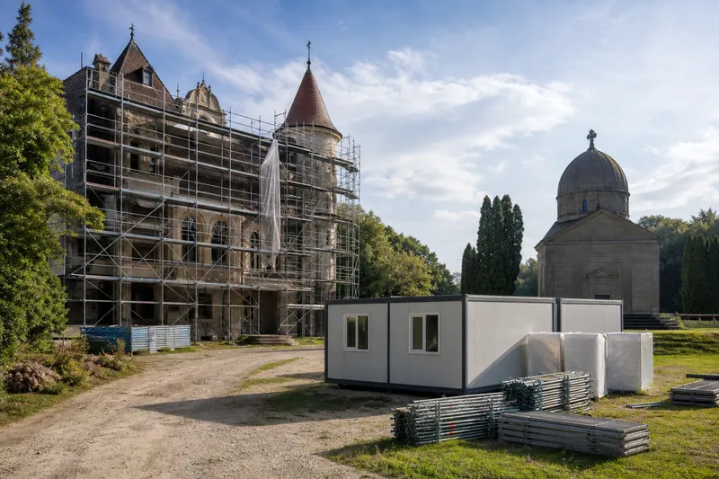 Încep lucrările de reabilitare și restaurare a Ansamblului muzeal „Octavian Goga” din Ciucea