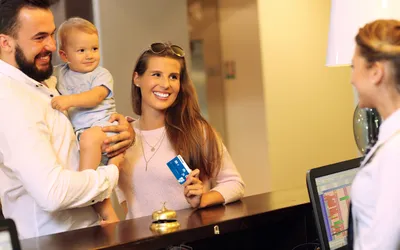 Decizii luate de Guvern pentru bugetari. Cum pot beneficia mai repede angajații de aceste avantaje