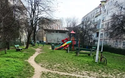 Locul de joacă din zona Blaise Pascal – Moldovei va fii desființat, la  solicitarea asociației de proprietari