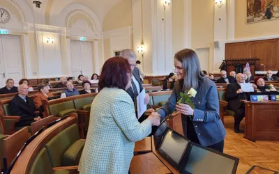 26 de cupluri au fost premiate de viceprimarul Antonia Nica, la  prima ediție din acest an a Nunții de Aur
