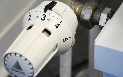 AJUTOR PENTRU ÎNCĂLZIREA LOCUINȚEI. Când se depun cererile și cine poate beneficia de acest ajutor