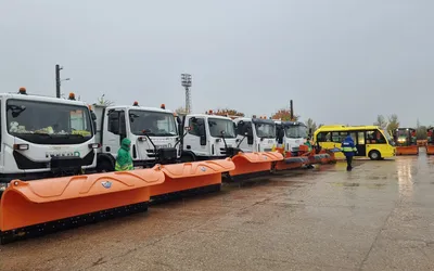 Utilajele de deszăpezire sunt pregătite pentru sezonul de iarnă