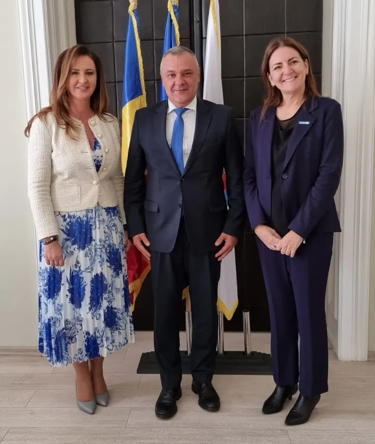 Întâlnire cu Anna Riatti, reprezentant UNICEF în România și Natalia-Elena Intotero, ministrul Familiei, Tineretului și Egalității de Șanse