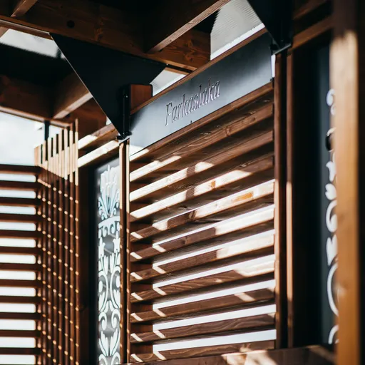 Stații de așteptare autobuz