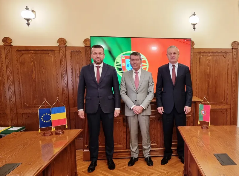 Ambasadorul Portugaliei, Paulo Cunha Alves, în vizită la Primăria Oradea
