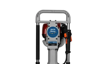 Bătător/ Mașină de montat stâlpi, popi, tutori și pari