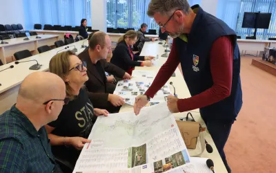 Consiliul Județean Arad editează o hartă a cramelor, a locurilor de cazare și a obiectivelor turistice din Podgoria Miniș-Măderat