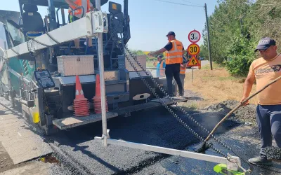 Drumuri Județene Constanța a început asfaltarea Străzii Albatrosului din Poiana