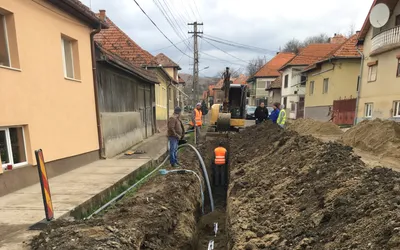 Se extind rețelele de apă și canalizare în două sate ale comunei Izvorul Crișului