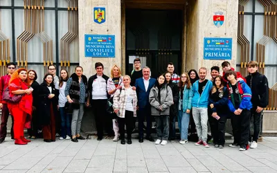 Voluntarii de la ,,Săptămâna Europeană a Sportului” la Deva au fost premiați astăzi de către municipalitate