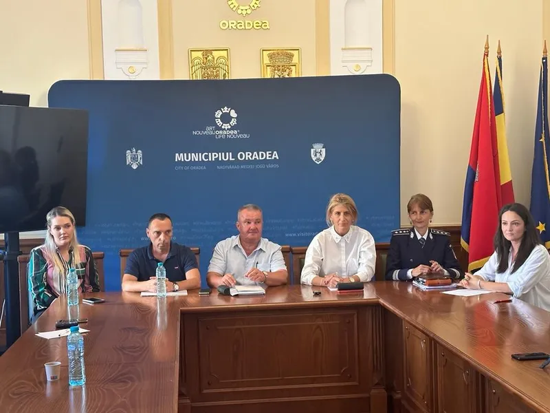 Primăria Oradea dă startul unei campanii gratuite de microcipare  a câinilor cu stăpân