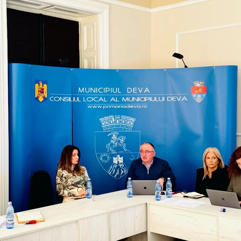 Întâlnire între Lucian Ioan Rus, primarul municipiului Deva și reprezentanții ADR Vest