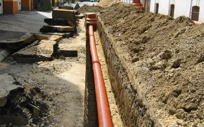 Rețelele de apă și canalizare vor fi înlocuite pe 12 străzi din oraș