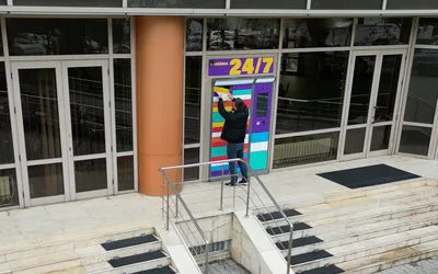 Revoluţie digitală în Sectorul 2  Premieră în Capitală: Primăria Sectorului 2, deschisă non-stop pentru ridicări documente