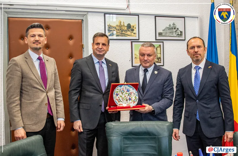 Vizita E.S. Özgür Kıvanç Altan, Ambasador al Republicii Turcia la București, la Consiliul Județean Argeș