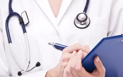 Mobilier pentru dotarea unor noi cabinete medicale școlare din Deva