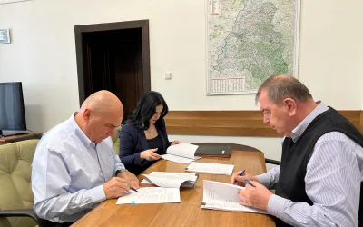 S-a semnat contractul pentru modernizarea Bibliotecii Județene