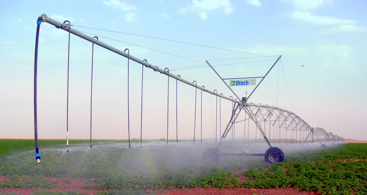Noi sisteme de irigații pentru agricultori, ușor de utilizat