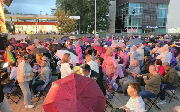 Ploaia întrerupe a doua seară a Festivalului Național „Mamaia” 2026; spectacolul „Tradiția ne unește” reprogramat pentru 28 august