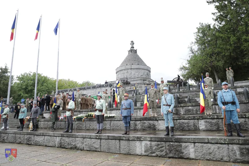 Ceremonii înălțătoare la Mausoleele Eroilor din Mărășești și Focșani, la comemorarea a 107 ani de la marile bătălii din Primul Război Mondial