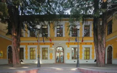 Primăria Deva semnează finanțarea pentru modernizarea digitală a Colegiului Național Decebal