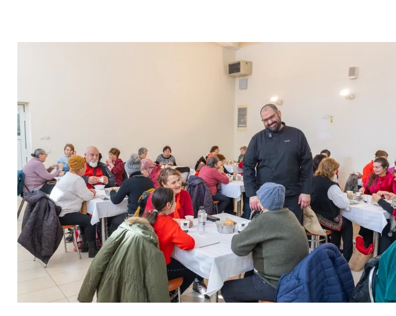 CEC Bank se alătură misiunii Social Food și susține cantina Ominis timp de trei luni, cu 25.000 de mese pentru beneficiari