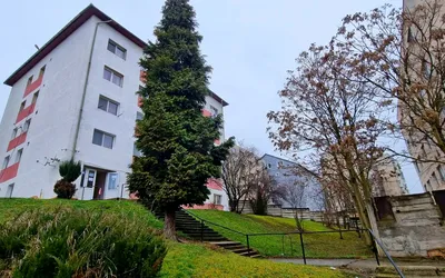 INVESTIȚIE. Se lucrează la sistem de încălzire pentru imobilul social de pe Aleea Streiului