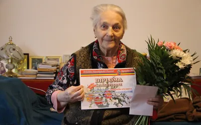 Patru seniori focșăneni premiați pentru longevitate în ziua de Sf. Marie