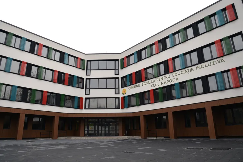 A fost inaugurată cea mai modernă școală specială din țară
