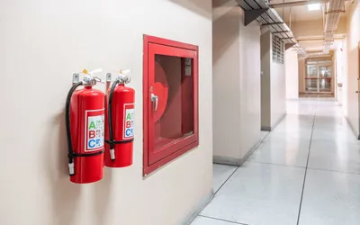 Mentenanță pentru sistemele de detecție și stingere a incendiilor în instituțiile publice