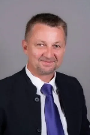 Viziune de primar: Dobruțchi Saul Daniel, primarul comunei Peștișu Mic, județul Hunedoara