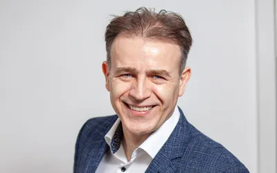 Noua aspirație a lui Felix Tătaru: să ajute la construcția de Orașe Vizionare în România