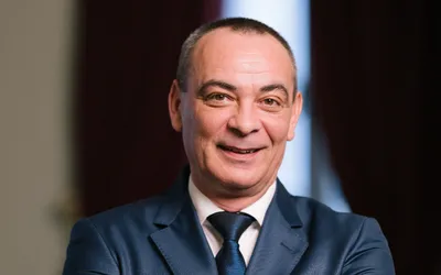 Bani privați pentru investiții publice