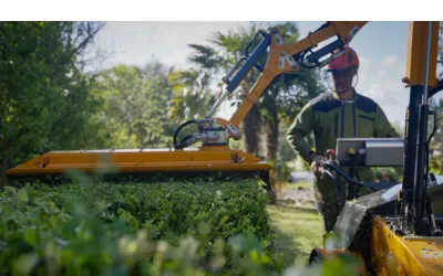 Coup’Eco Celest 250 pentru întreținerea profesională a gardurilor vii și vegetației ornamentale